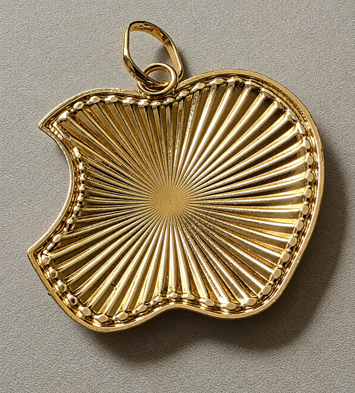 Apple Pendant with 18" Cuban Chain.