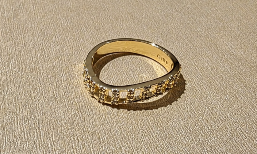Golden Cage Band Ring Size 7