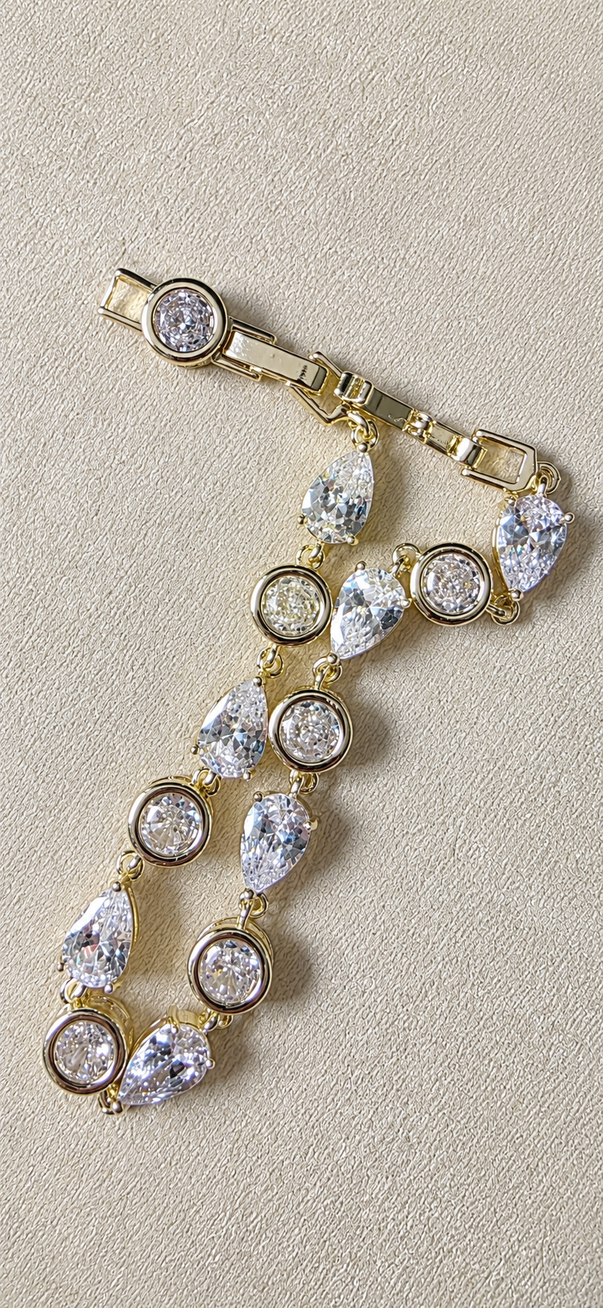 The Eternal Teardrop Tennis Bracelet 7"